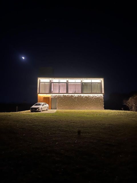 Independent architectural projects and freelance collaborations worldwide