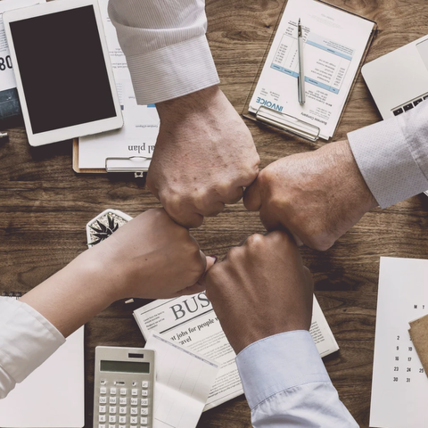 VENTAS RECURRENTES Y NETWORKING