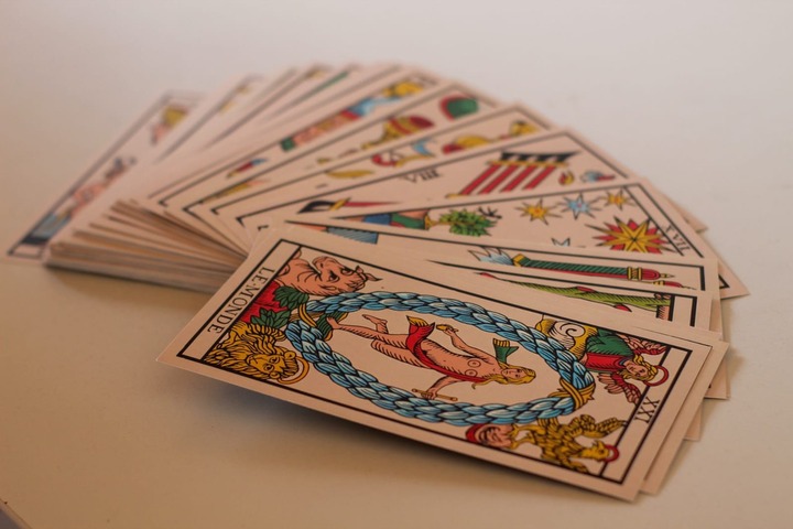 Formación en Tarología 2025
