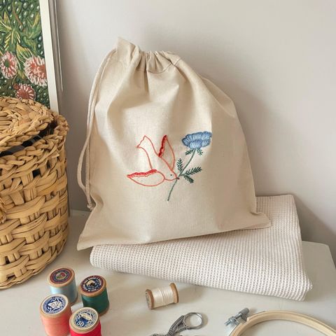 Taller de Bordado: tu Bolsita Viajera (seña)