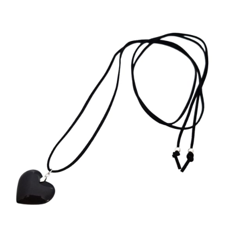 Choker tiento con corazón 