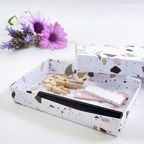 Caja Amalia