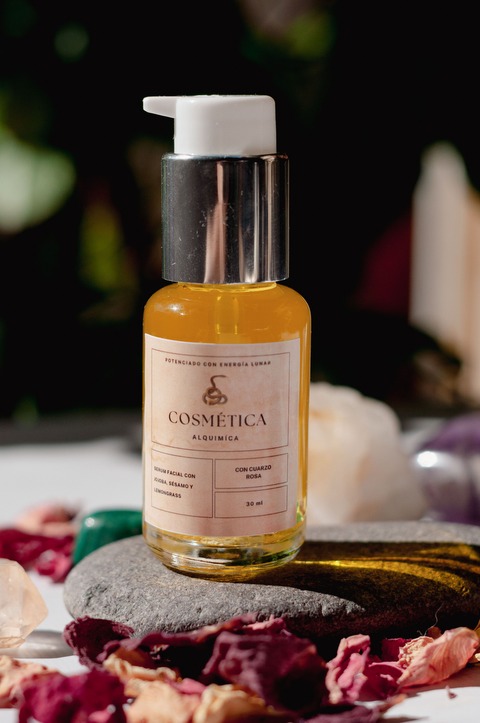 Sérum nutritivo con jojoba, sésamo y lemongrass