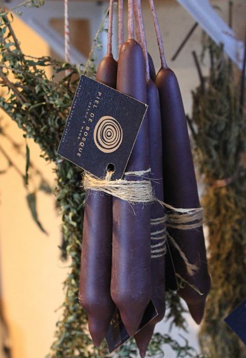 Velas de cera de abeja: pigmento violeta