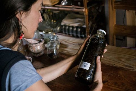 ¿Hay un solvente indicado para cada planta?