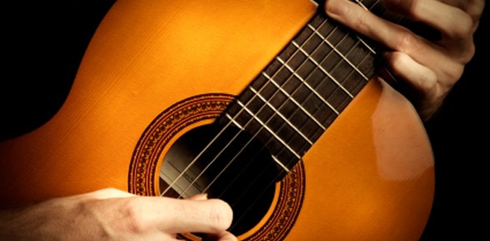 GUITARRA - NIVEL INTERMEDIO - ¡HOY 30% OFF!