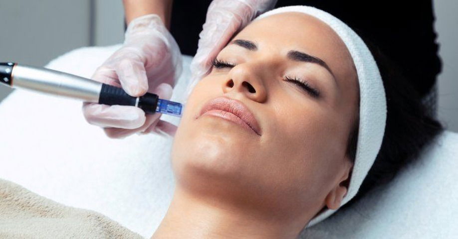 CURSO COSMETOLOGÍA Y ESTETICA FACIAL