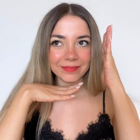 Rostro: Medidas, forma, perfil y simetría