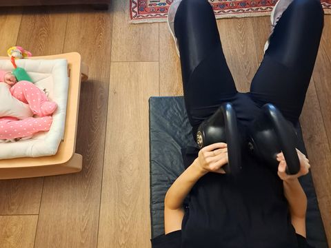 ¿Cómo retomar el entrenamiento en post parto?