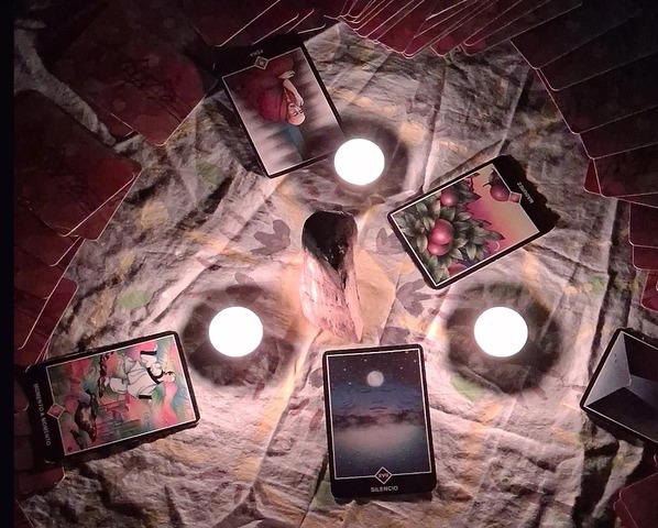 CLARIDAD (astro-tarot)