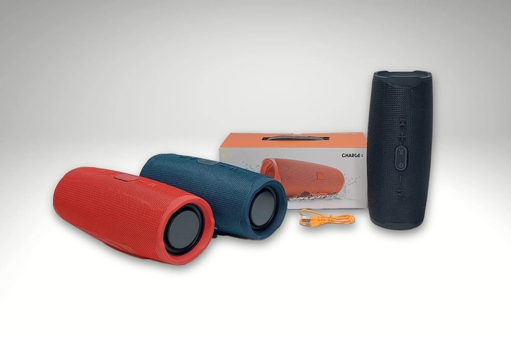 PARLANTE PORTATIL CHARGE4
