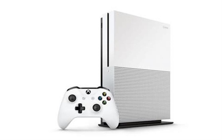 Xbox One S 500GB + 1 Joystick
