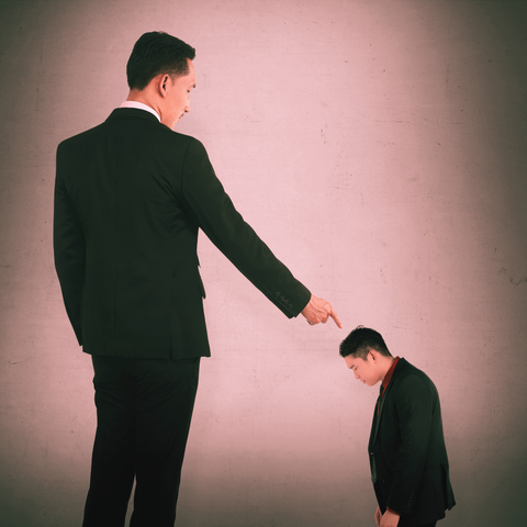 Figuras del Superyó: Humor, Masoquismo y Desidentificación (Grupo de estudio La clínica del superyó - Módulo 2) - 