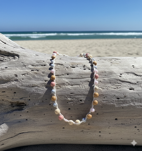 Collar tejido maderas