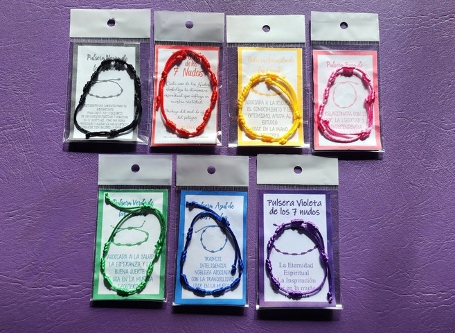 Pulsera 7 Nudos
