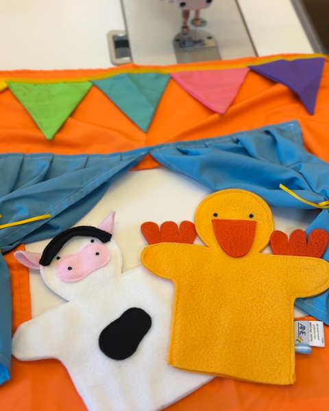 Telón + 2 Títeres de Guante Planos ¡Curso con videos paso a paso!