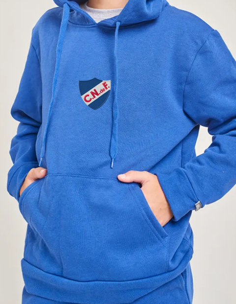 Buzo con capucha 