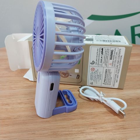 Ventilador de mano o escritorio