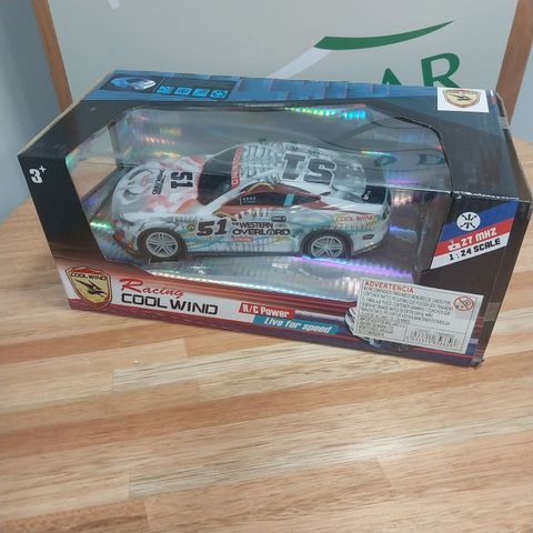 Auto deportivo con control remoto