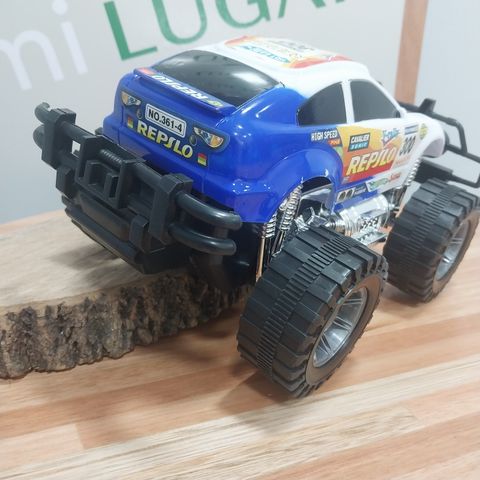 Auto todo terreno a fricción