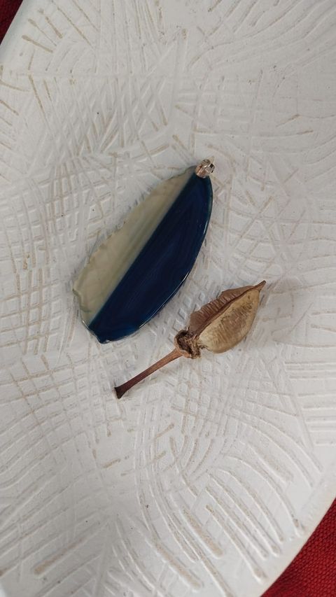 dije chapa de Ágata azul sin engarce