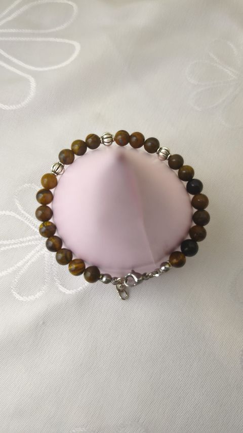 PULSERA PIEDRA NATURAL OJO DE TIGRE,DIJES Y CIERRE