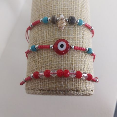 Conjunto tres pulseras rojas