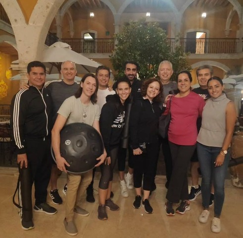 Musicoterapia Empresarial - Bienestar emocional en el entorno laboral.