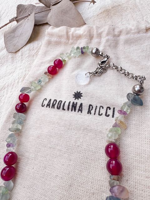 Collar Magia - Ágata fucsia y escallas fluorita arcoiris verde natural