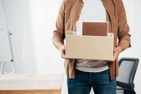 La Desvinculación de un Colaborador: Consideraciones Clave para el Mando Medio