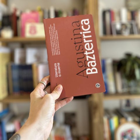 Literatura o muerte (Agustina Bazterrica)