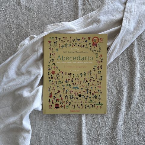 Abecedario de Ruth Kaufman, Raquel Franco y Diego Bianki