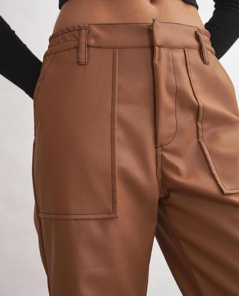 Pantalón cargo ecocuero - Be Ganesha