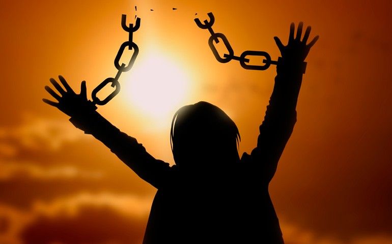 Liberación Profunda del Pasado: Ritual y  Frecuencia Diamantina