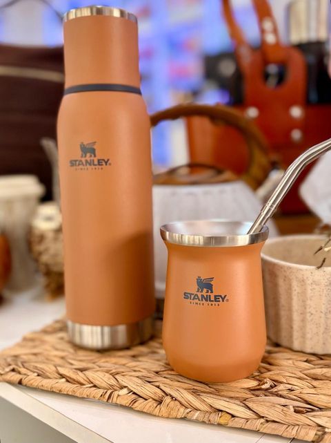 Combo Stanley Original 750 ml Toast | Termo con Tapón Vertedor + Mate Acero Inoxidable