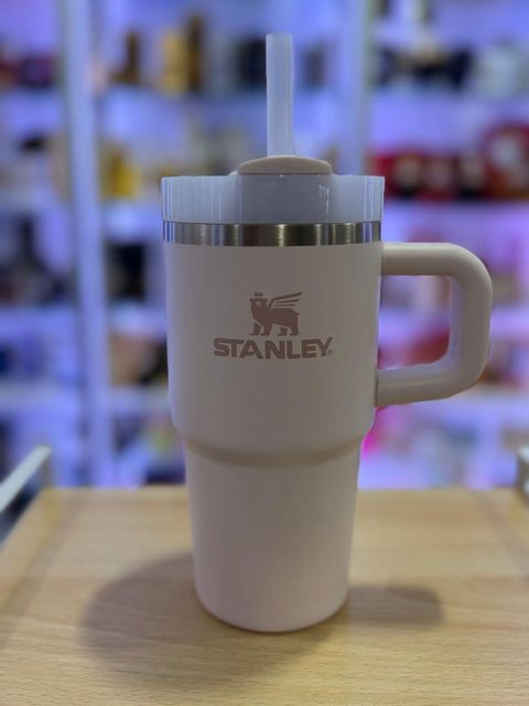 Vaso térmico Stanley Quencher H2.0 FlowState | Acero inoxidable rosa 887 ml
