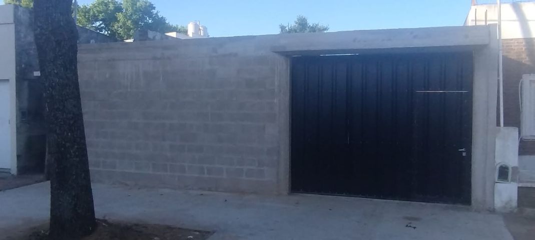 Cochera en venta - Cabrera 1131, Junin