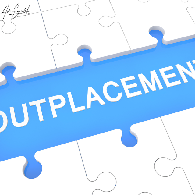 Outplacement: Acompañando en la Transición Profesional