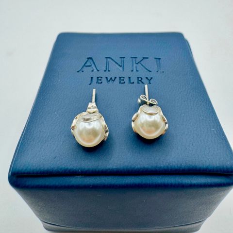 Aretes Flor Nube Blanca