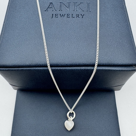 Collar Mini Corazón Nácar 