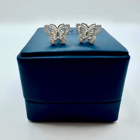 Aretes Mariposa Serena