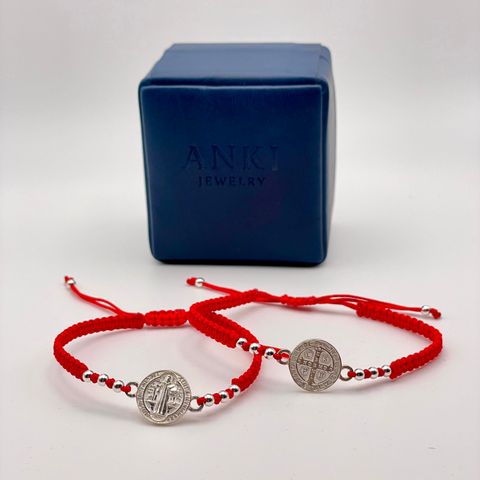 Pulsera de Hilo Bendición de San Benito 