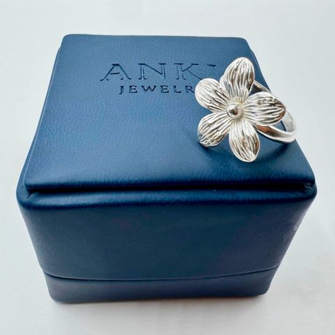 Anillo Pétalo Dulce