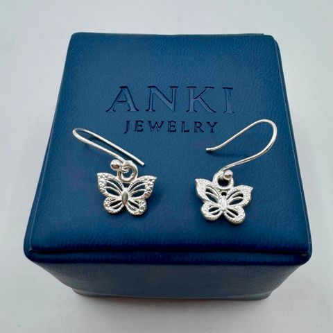 Aretes Mariposa Etérea