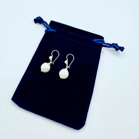Aretes Esfera Blanca Crystal