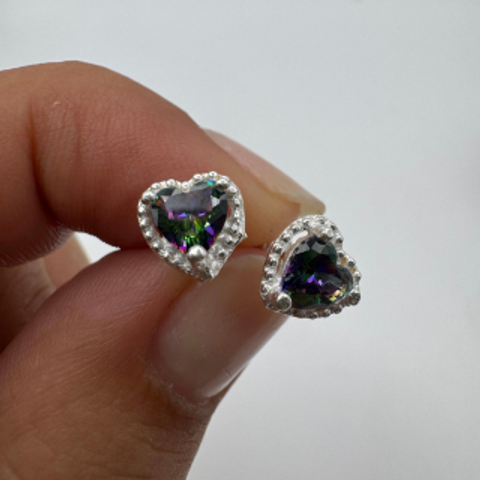 Aretes Corazón Dúo Brillo