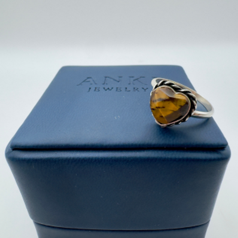 Anillo Corazón Ojo de Tigre