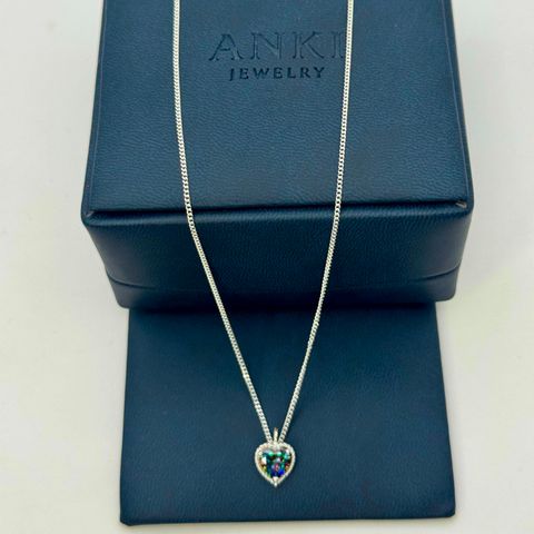 Collar Corazón Radiante