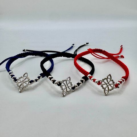 Pulsera de Hilo Nudo de Bruja Infinitos 2