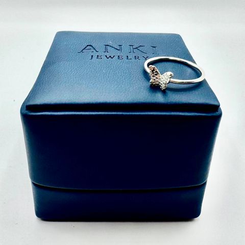 Anillo Mariposa